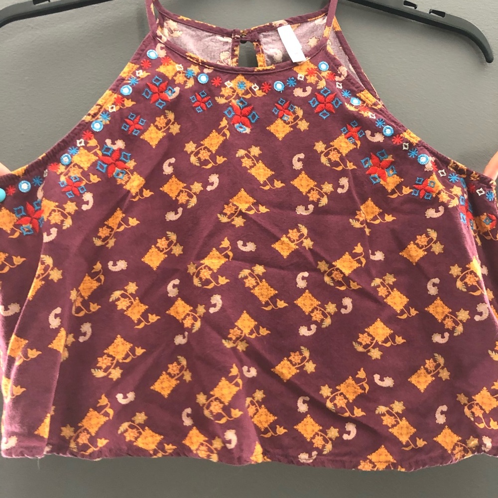 crop top